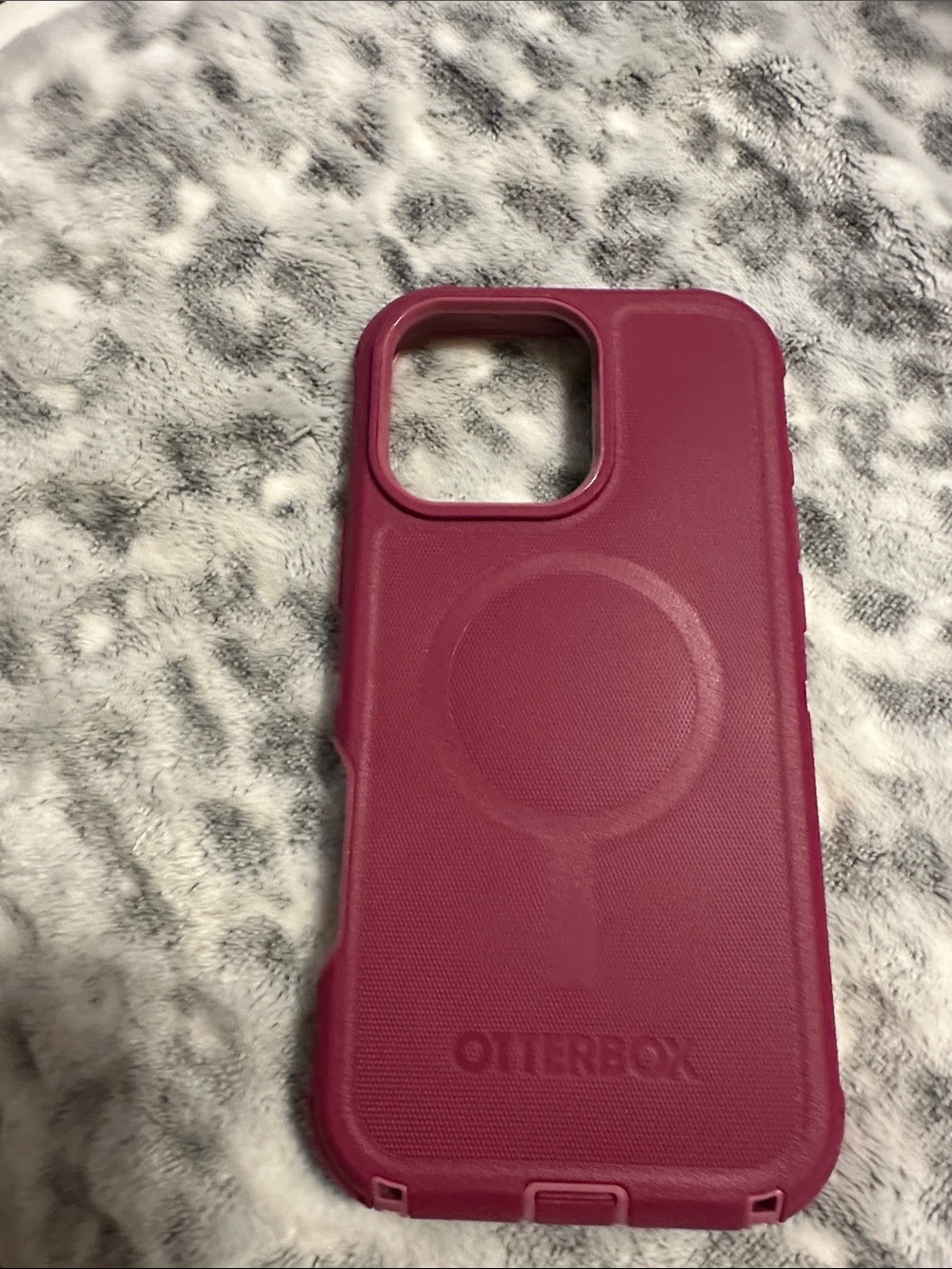 OtterBox MagSafe-Compatible Dark Pink Phone Case